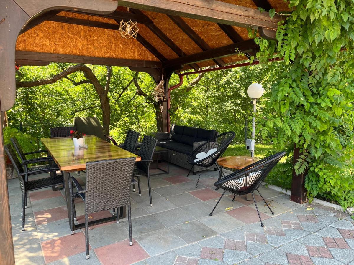 Guesthouse Hodak Selište Drežničko Eksteriør bilde